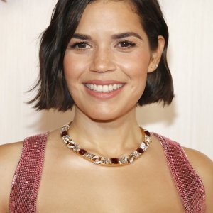 America Ferrera - valoviti bob