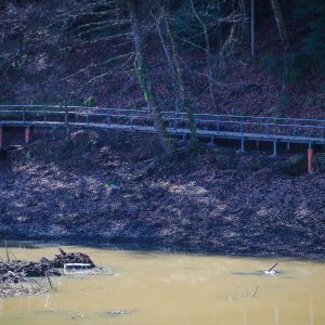 Čišćenje jezera oko Trakošćana od mulja