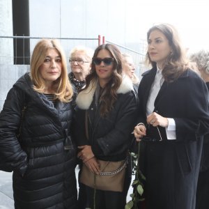 Dunja Sepčić, Ana Maras Harmander i Ornela Vištica