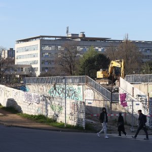 Srušena stara zgrada Zabe u Paromlinskoj