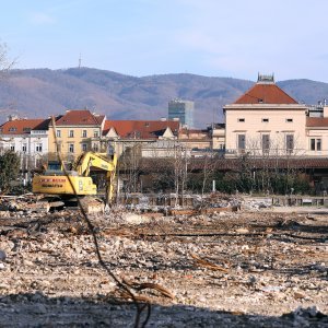 Srušena stara zgrada Zabe u Paromlinskoj