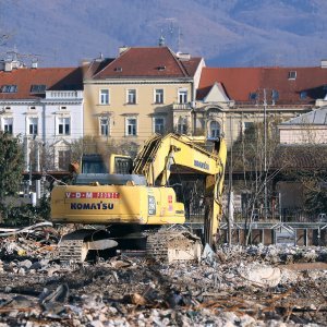 Srušena stara zgrada Zabe u Paromlinskoj