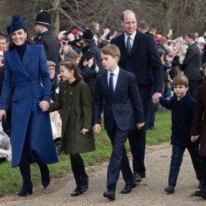 Kate Middleton s princem Williamom i djecom