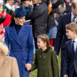 Kate Middleton s princem Williamom i djecom