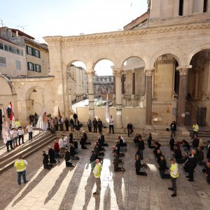 Molitelji u Splitu