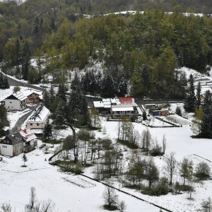 Gorski kotar zabijelio je snijeg