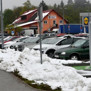 Gorski kotar zabijelio je snijeg