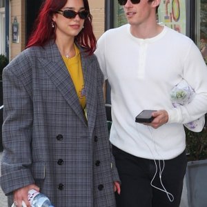 Dua Lipa i Callum Turner