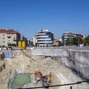 Otvorila se rupa ispod centralne splitske prometnice na gradilištu Small Malla