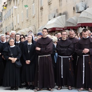 Svečana procesija i sveta misa u čast svetog Duje u Splitu