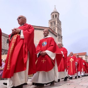 Svečana procesija i sveta misa u čast svetog Duje u Splitu