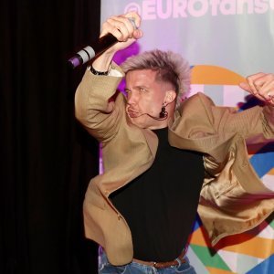 Baby Lasagna na koncertu uoči finala Eurosonga