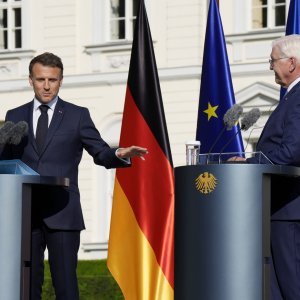 Emmanuel Macron i Frank-Walter Steinmeier