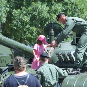 Pokazne vježbe sposobnosti Hrvatske vojske i policije povodom Dana državnosti i Dana vojske