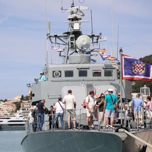 Izložba vojne opreme u Splitu