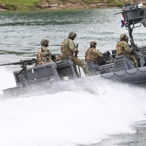 Predstavljanje HV-a na Jarunu