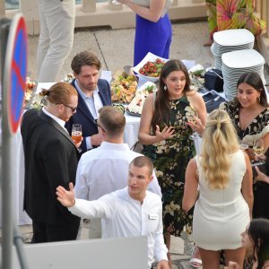 Uzvanici na primanju uoči svadbe Liama Stewarta i Nicole Artukovich