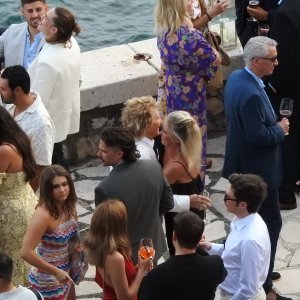 Rod Stewart s Penny Lancaster i Rachel Hunter