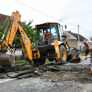 Poplave u Rašenici