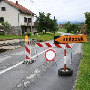 Poplave u Rašenici