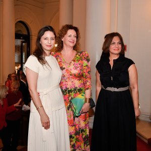 Jadranka Đokic, Nina Violić