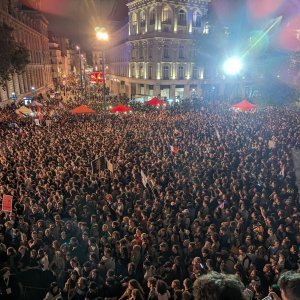 Neredi u Francuskoj