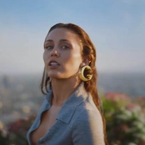 Miley Cyrus u kampanji za Gucci