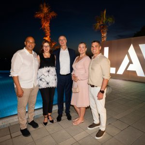 Cory Booker, Marijana i Ivica Puljak, Mike Saran sa suprugom