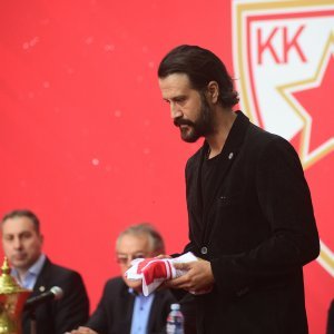 Komemoracija za košarkaša Dragana Kapičića