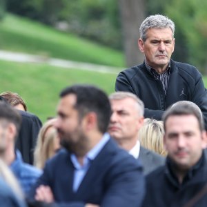 Ispraćaj Ante Ćorušića