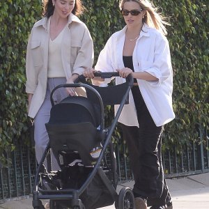Margot Robbie s bebom