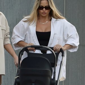 Margot Robbie s bebom