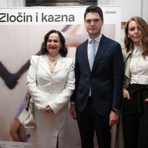Iva Hraste Sočo, Karlo Ressler sa suprugom Karlom