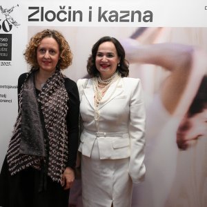 Nina Obuljen Korzinek i Iva Hraste Sočo