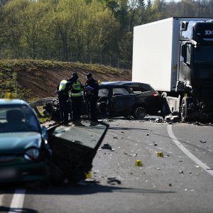Teška prometna nesreća na državnoj cesti D1