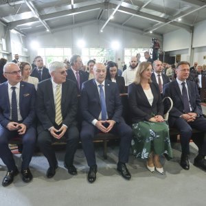 Gordan Grlić Radman, Željko Reiner, Tomo Medved, Gordan Jandroković sa suprugom