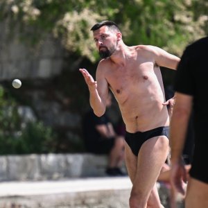 Uskrs na splitskim Bačvicama