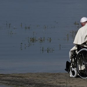 Papa Franjo - život u fotografijama