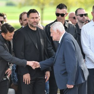 Pokopan bivši hrvatski nogometni reprezentativac Nikola Pokrivač