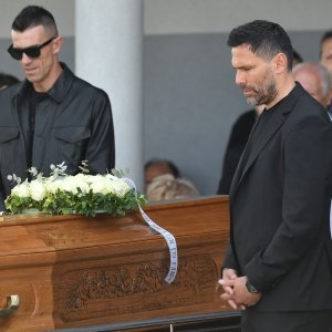 Pokopan bivši hrvatski nogometni reprezentativac Nikola Pokrivač