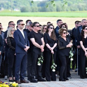 Pokopan bivši hrvatski nogometni reprezentativac Nikola Pokrivač