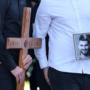 Pokopan bivši hrvatski nogometni reprezentativac Nikola Pokrivač