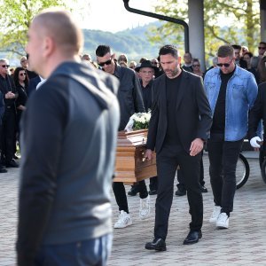 Pokopan bivši hrvatski nogometni reprezentativac Nikola Pokrivač