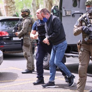 Ćosić i Vulić dovedeni na sud u Zagreb