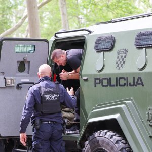 Ćosić i Vulić dovedeni na sud u Zagreb