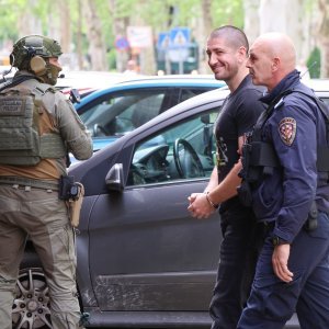 Ćosić i Vulić dovedeni na sud u Zagreb