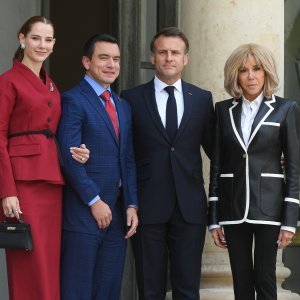 Brigitte Macron i Lavinia Valbonesi