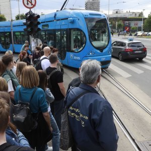 Gužva na Savskoj ulici u Zagrebu