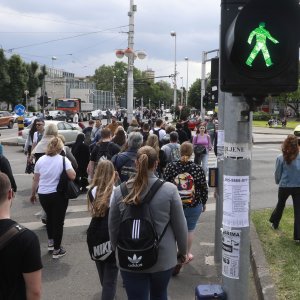 Gužva na Savskoj ulici u Zagrebu