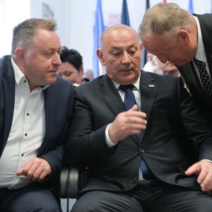 Ante Deur, Tomo Medved i Marinko Krešić